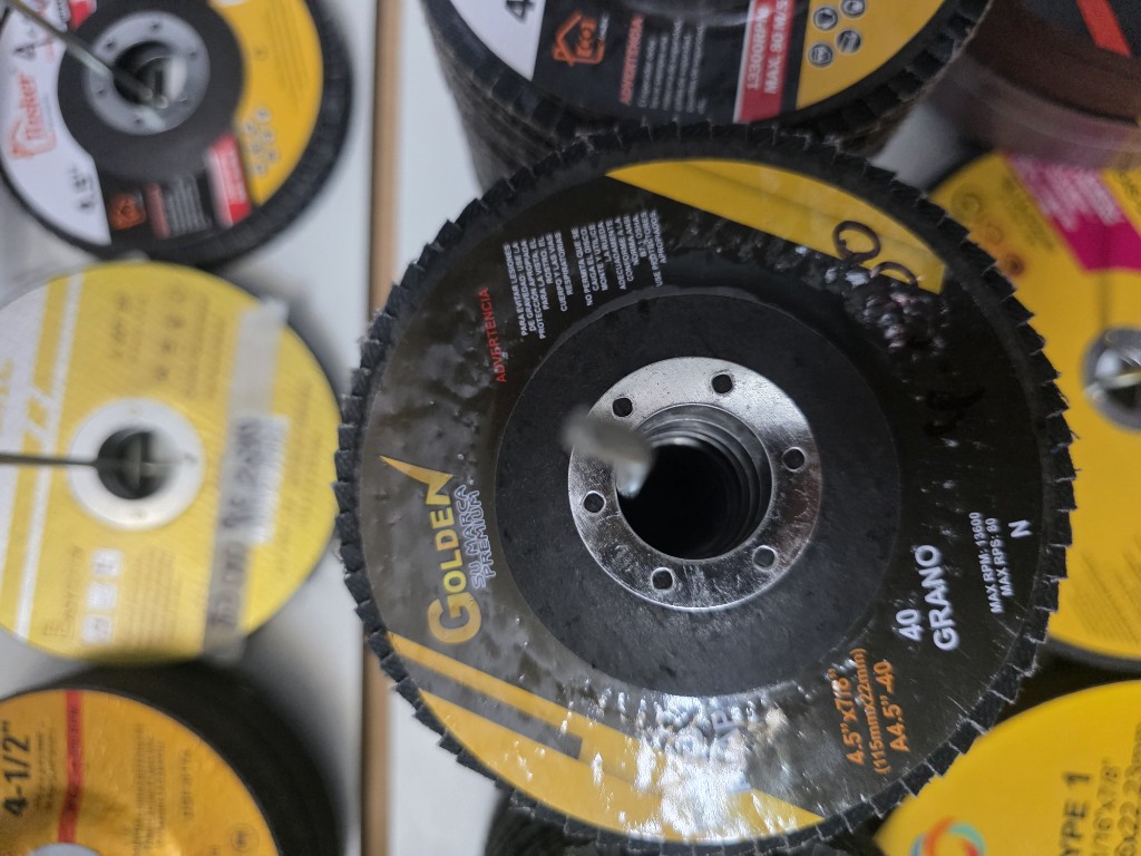 Golden disco de corte 4.5 grano 40