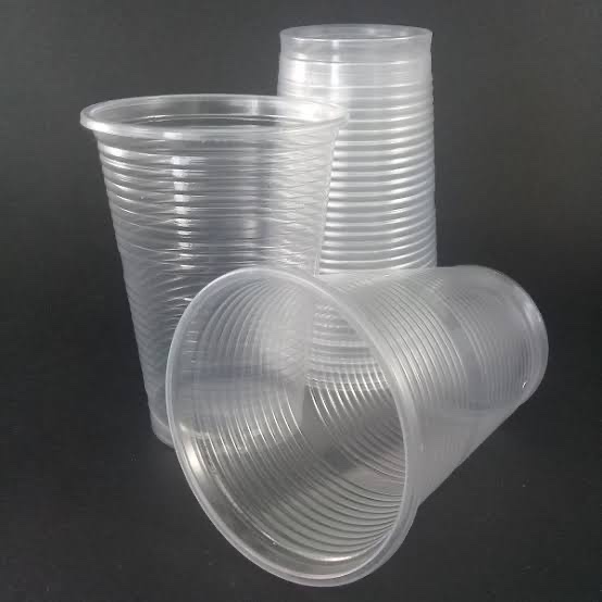 Vasos plasticos 7 on a