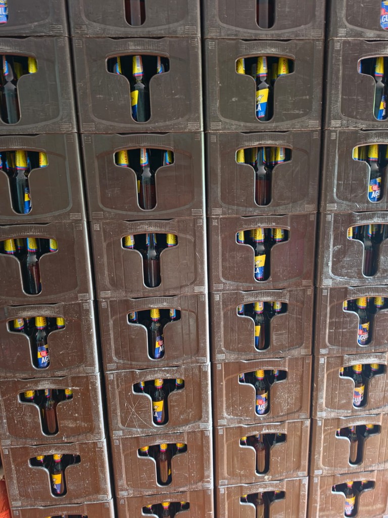 Aguila x30 vidrio cerveza