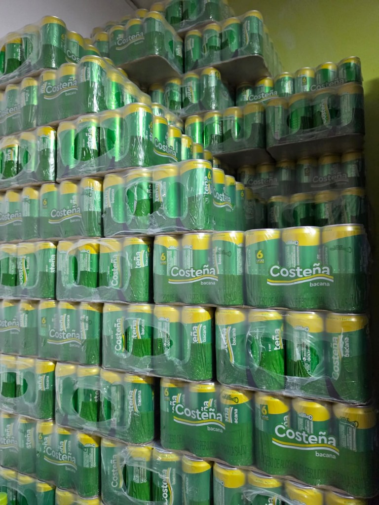 Costeña bacana cerveza lata 269