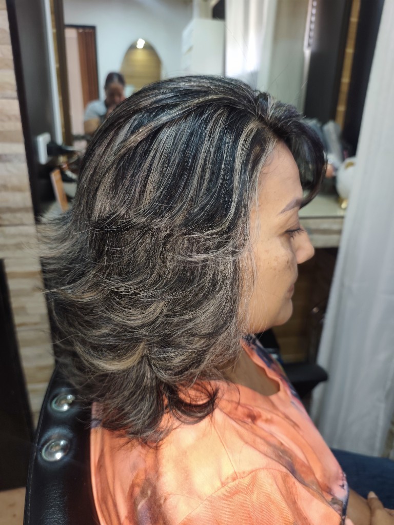 Highlight cabello corto