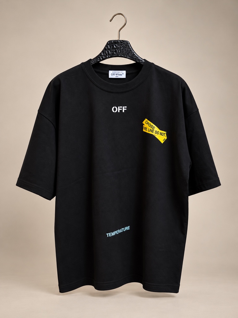 Off-White polo negro