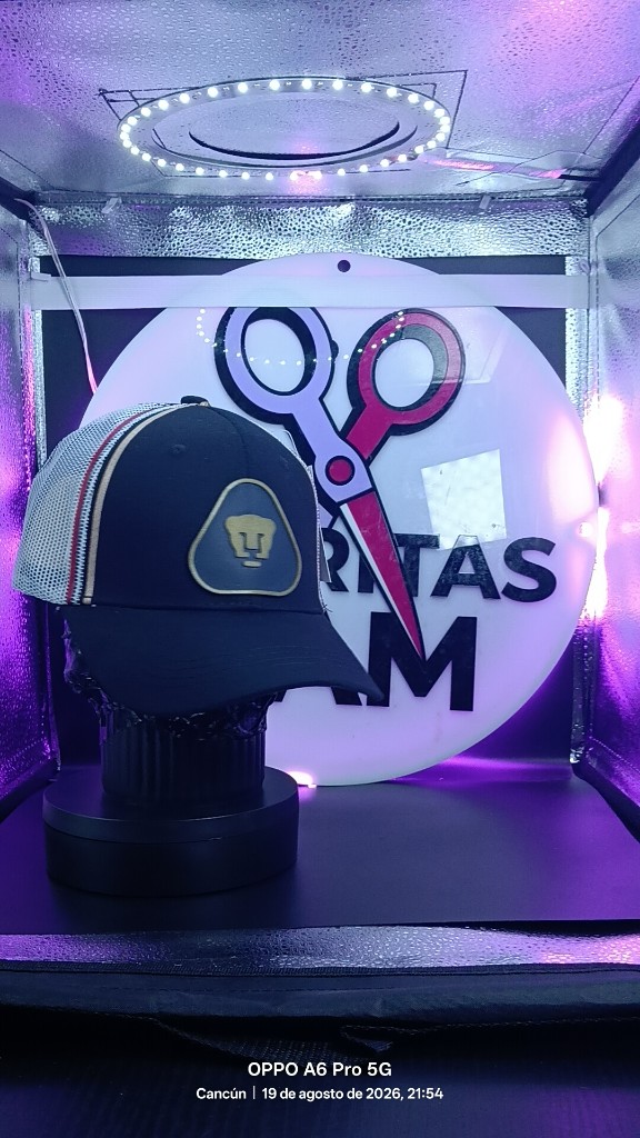 Gorra Pumas Negra Malla