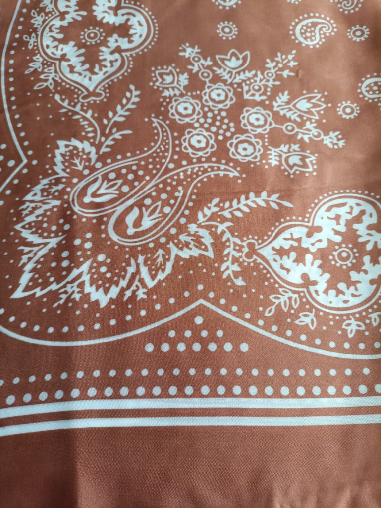 001 Bandana Seda 90x90