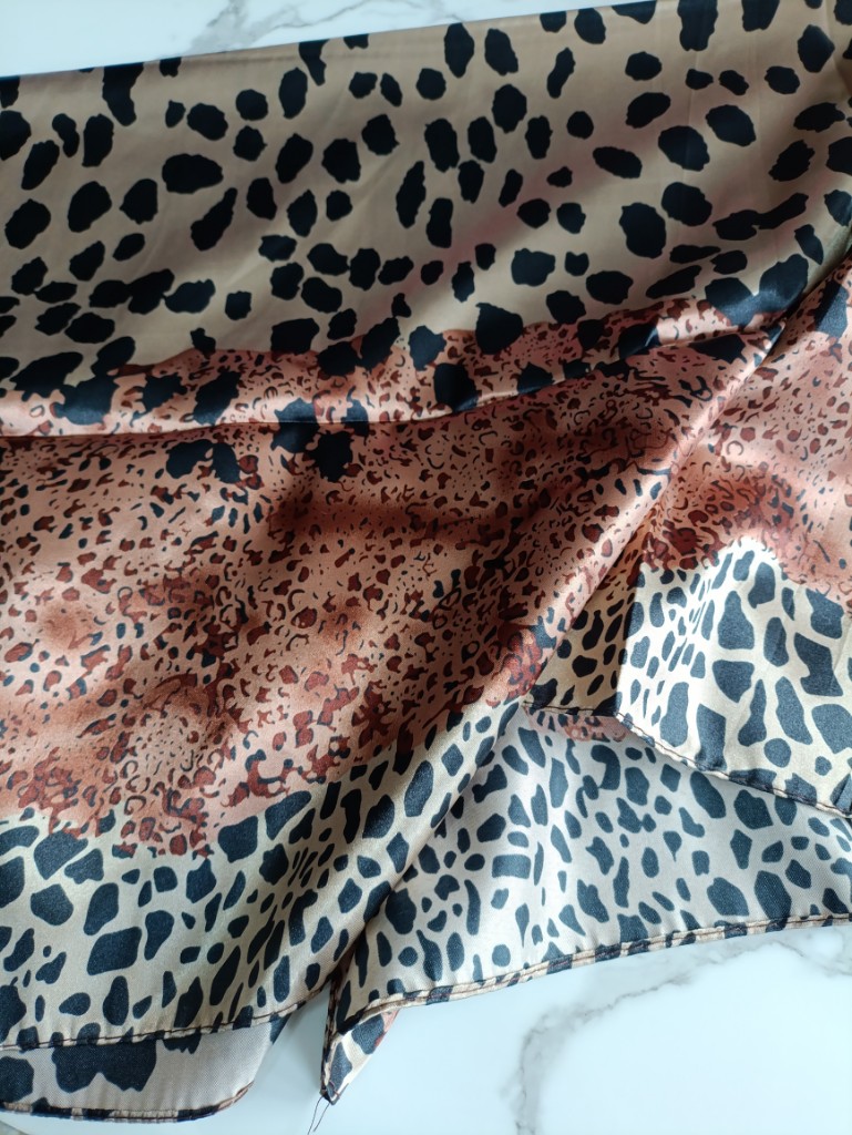 003 Bandana 90x90 cm