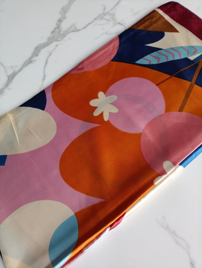 009 Bandanas 90x90cm