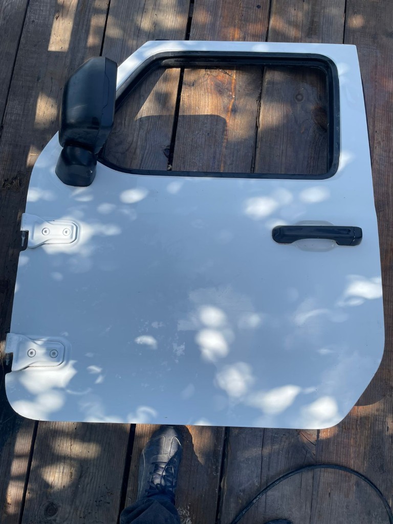 Puerta chofer Jeep wrangler 2018/2026