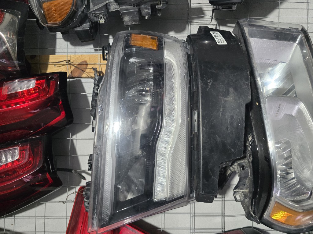 Faro principal lado izquierdo LH RAM 1500 FULL LED OEM 2018/2023