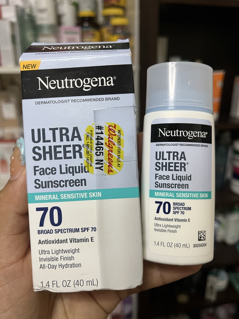 Neutrogena ultra sheer face liquid
