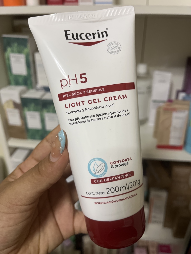 Eucerin ph5 light gel cream