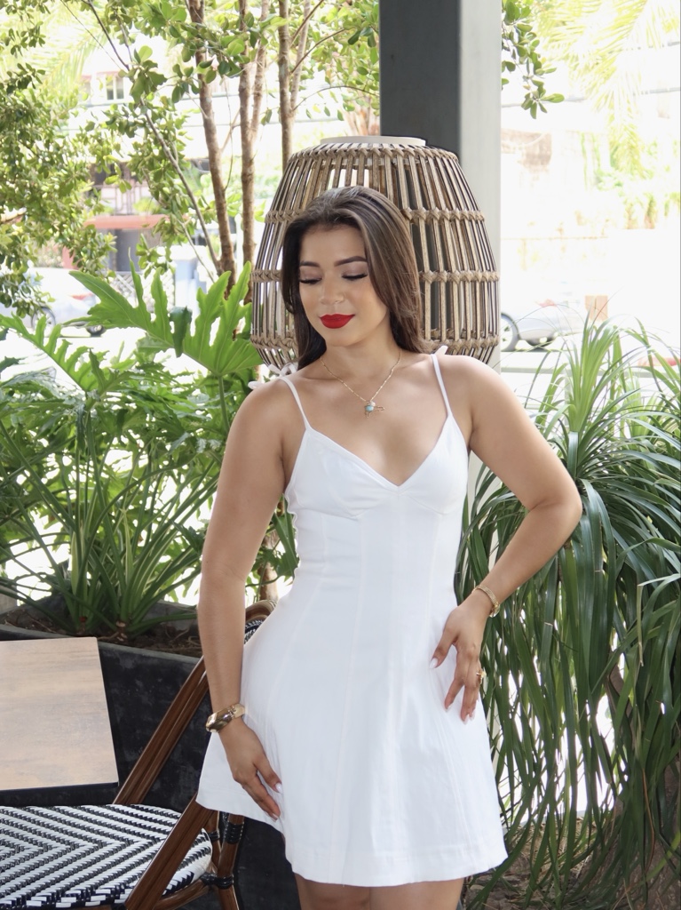 Vestido mini blanco