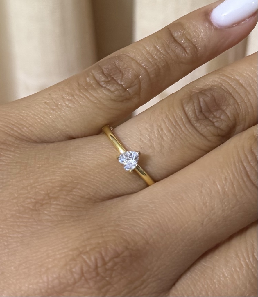 Anillo con corazón natural