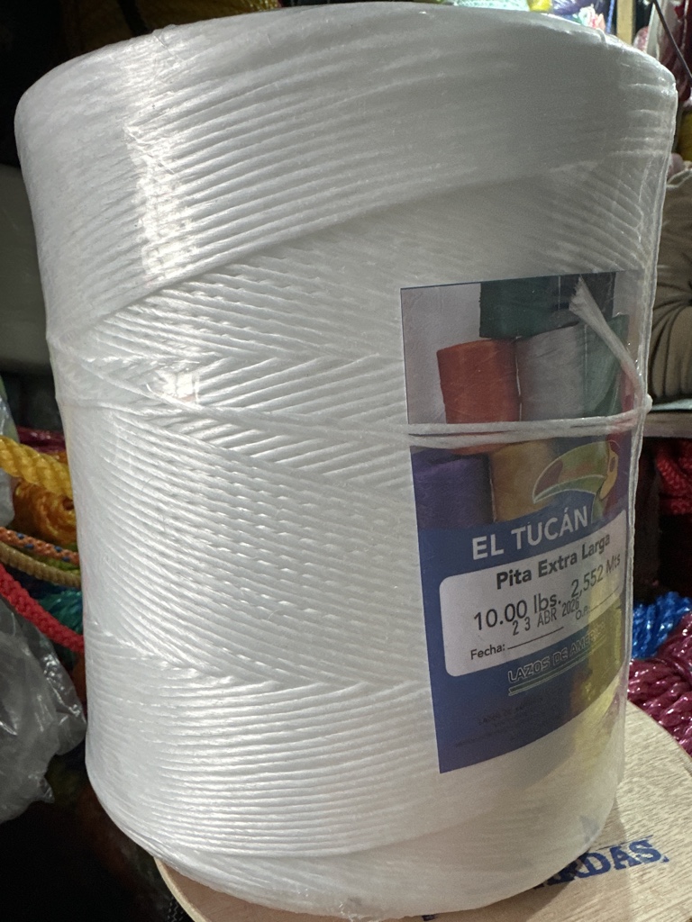El Tucán pita blanca extra larga