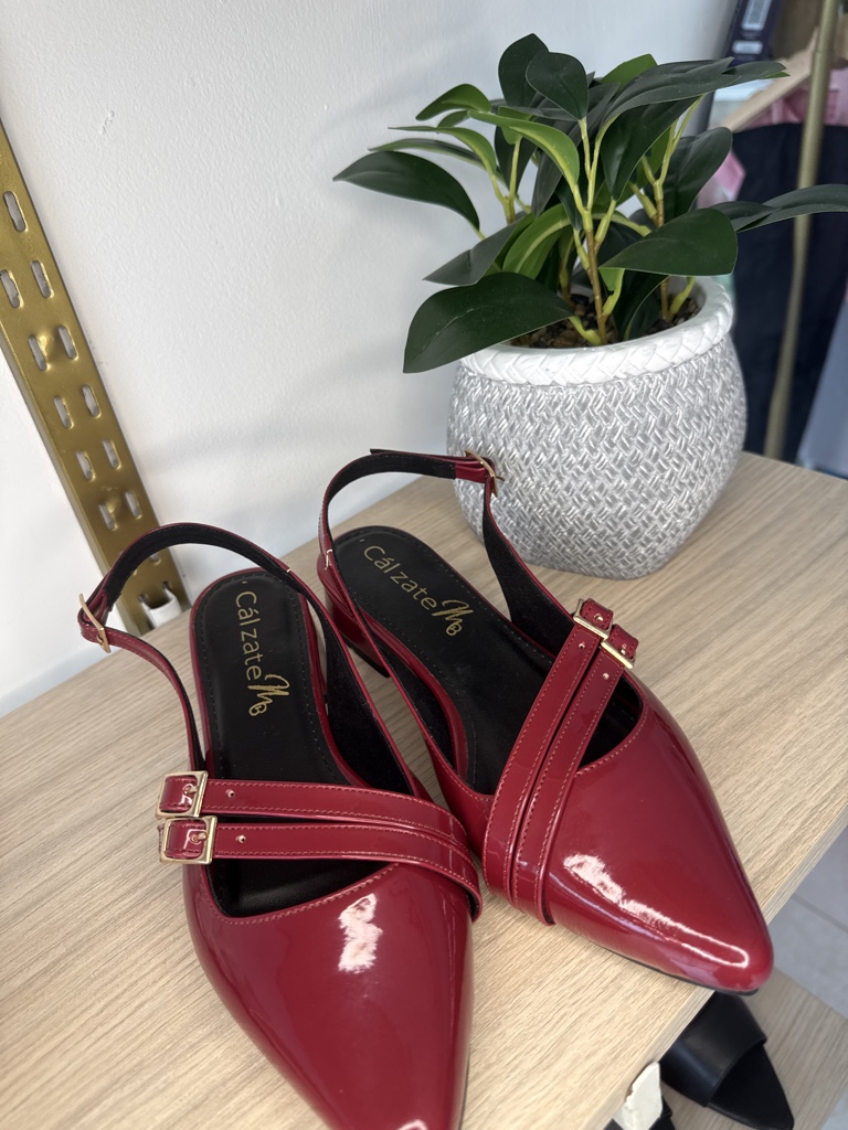 Calzate No vinotinto tacones