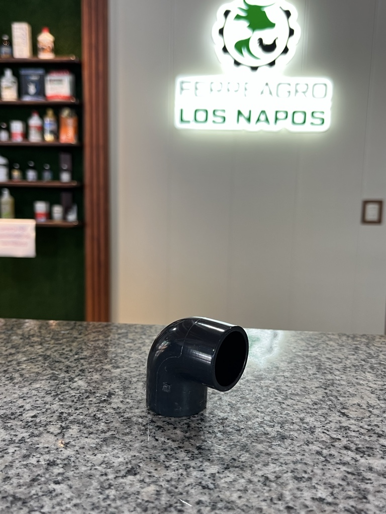 Codo 90º de PVC 3/4” Griven
