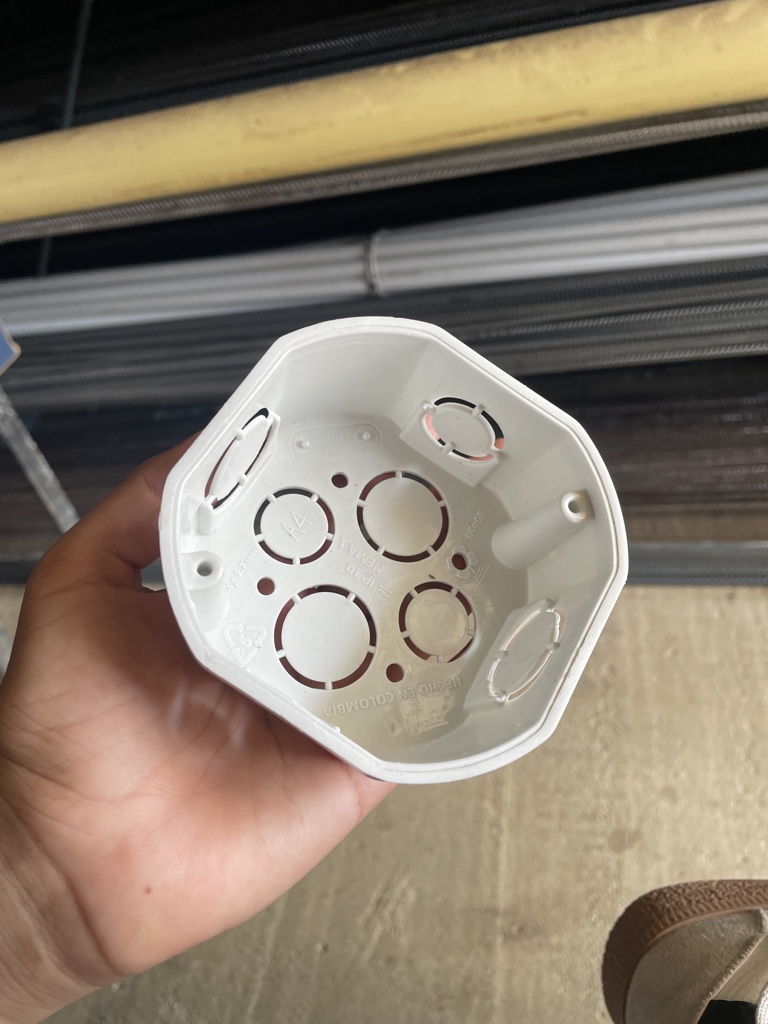 Caja hexagonal