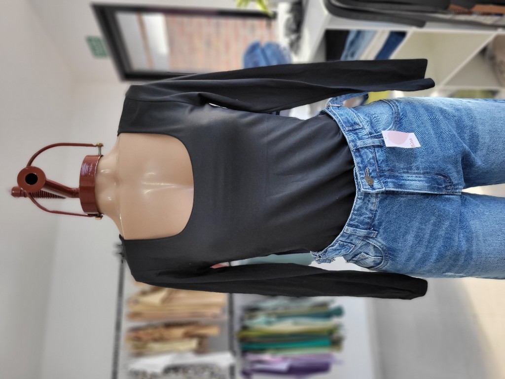 Body cuello redondo