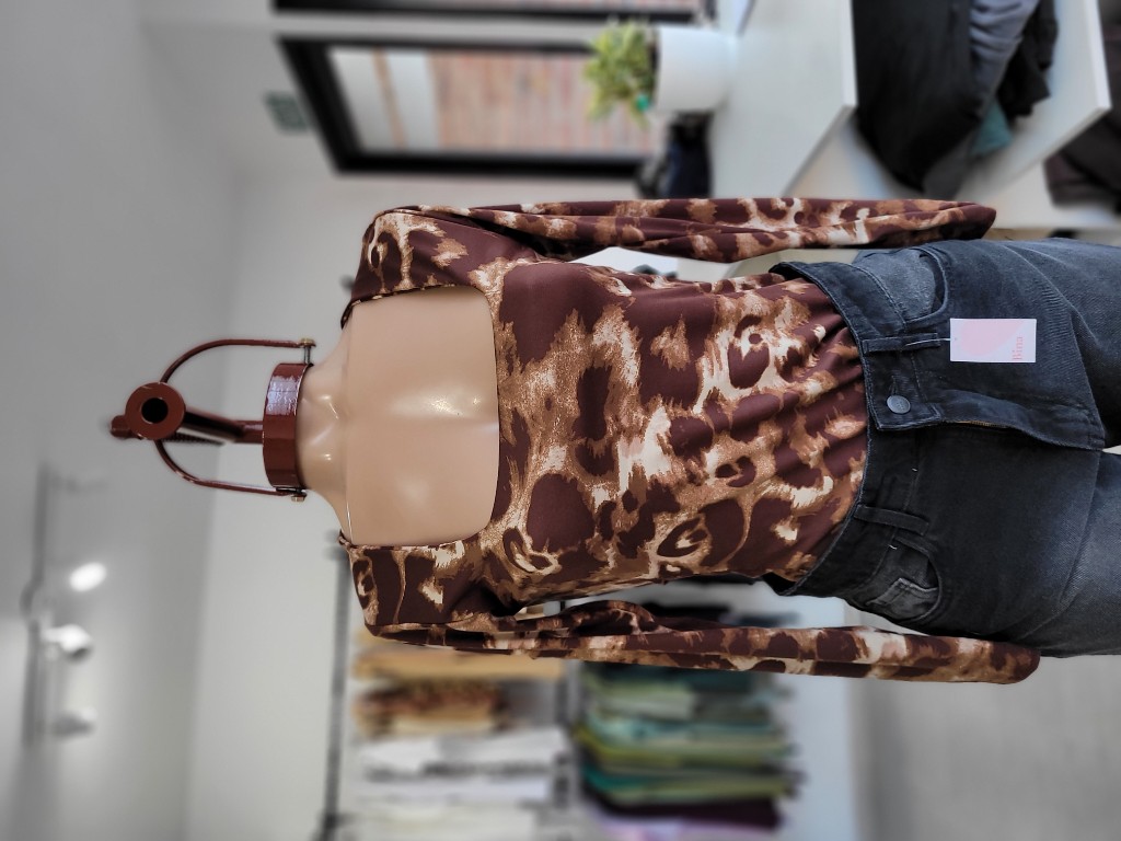 Body estampado escote cuadrado