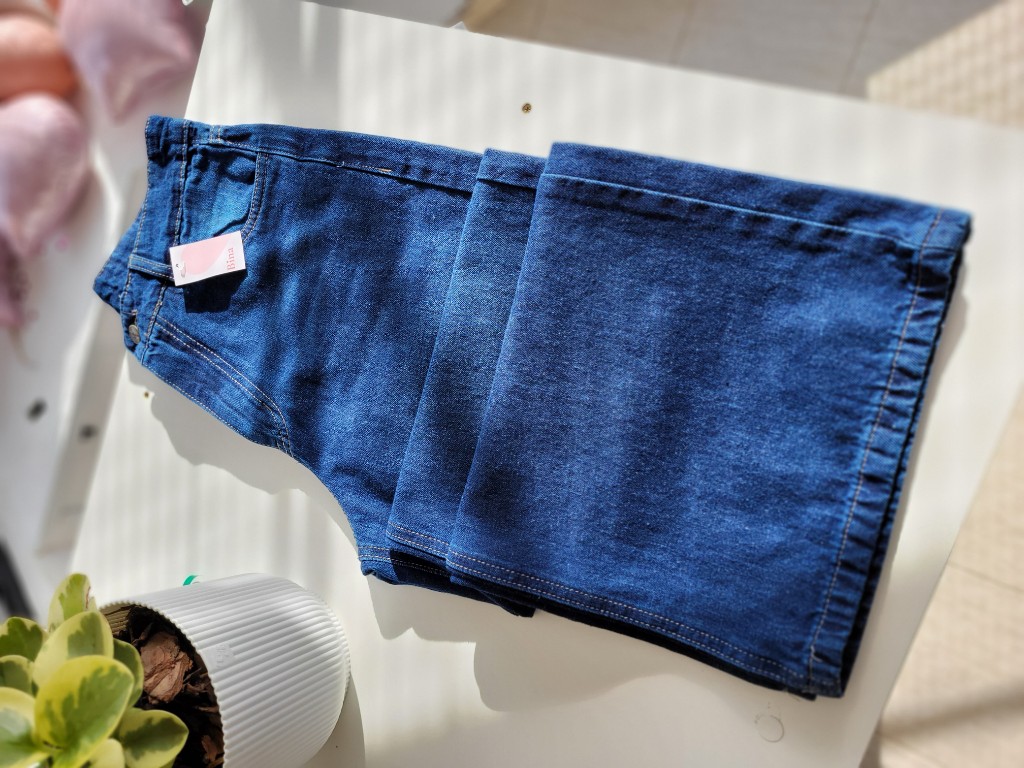 Wide leg azul rigido