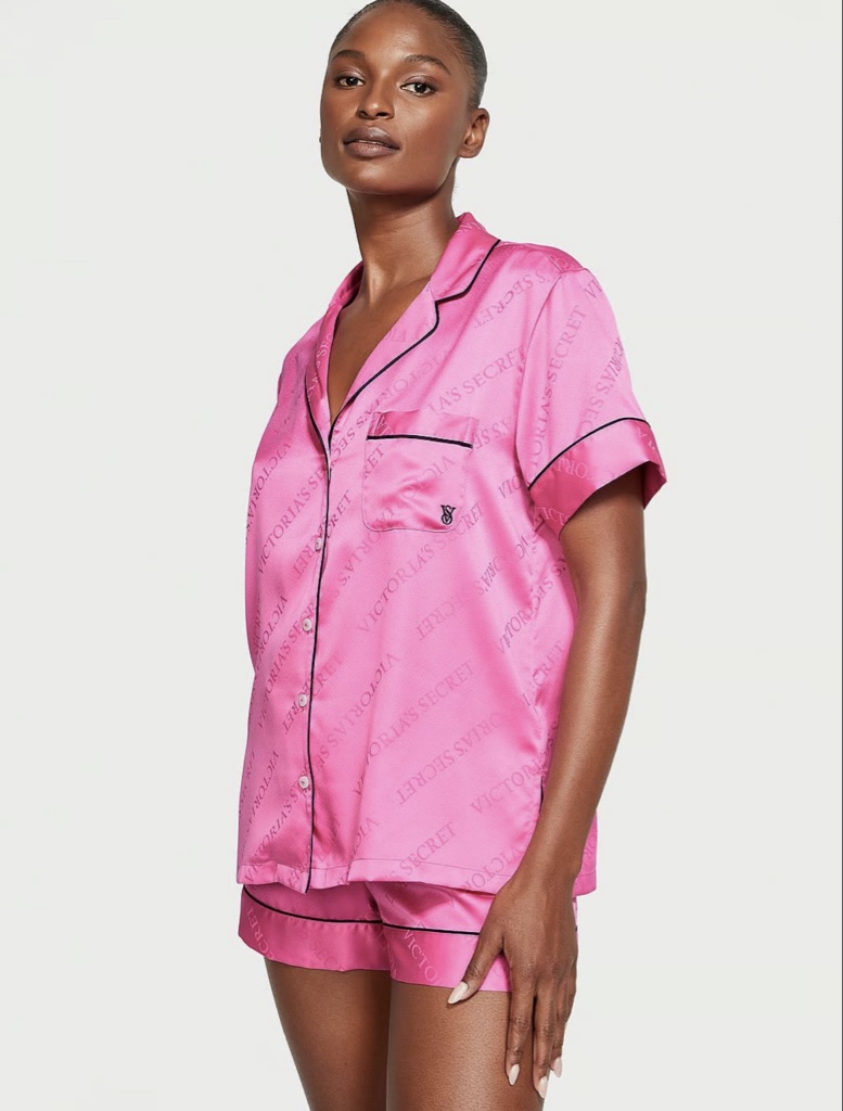 PIJAMA EN SATIN VS SHORT ROSA FUSCIA SATINADO
