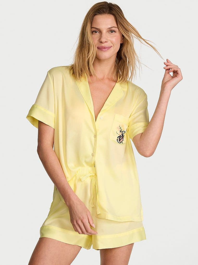 PIJAMA EN SATIN VS AMARILLA EDICION LIMITADA