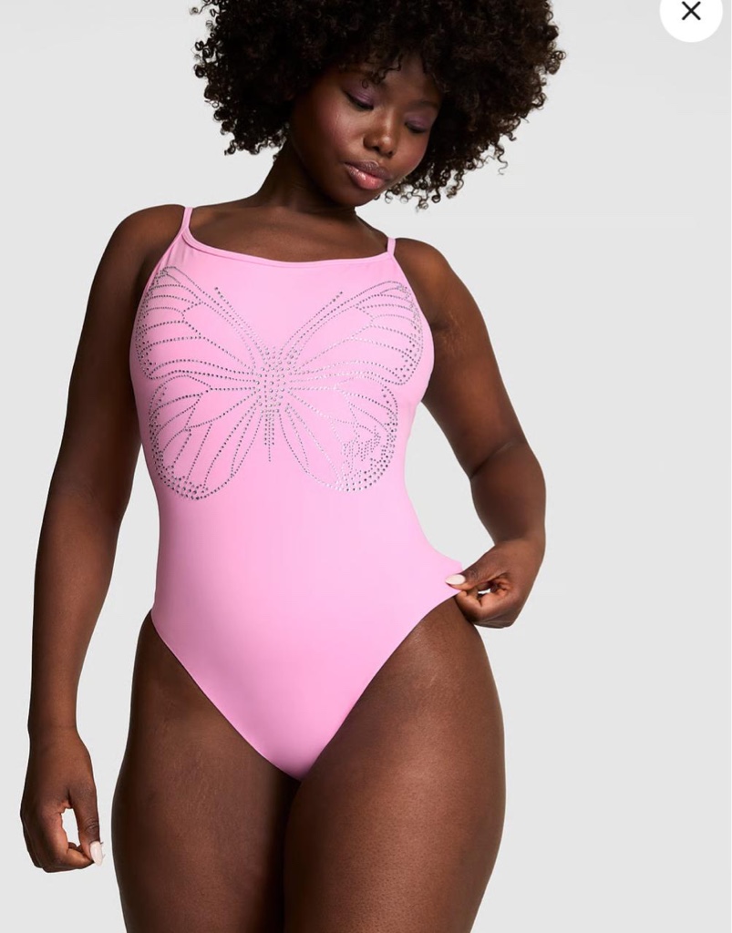 VESTIDO DE BAÑO VS ENTERIZO ROSADO CON APLIQUE MARIPOSA EN CRISTALERIA