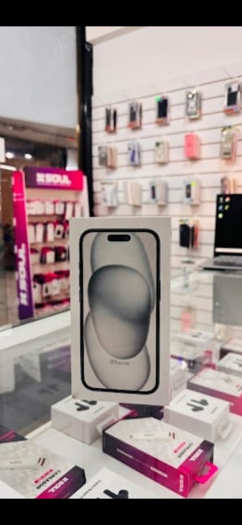 iPhone 15/128GB