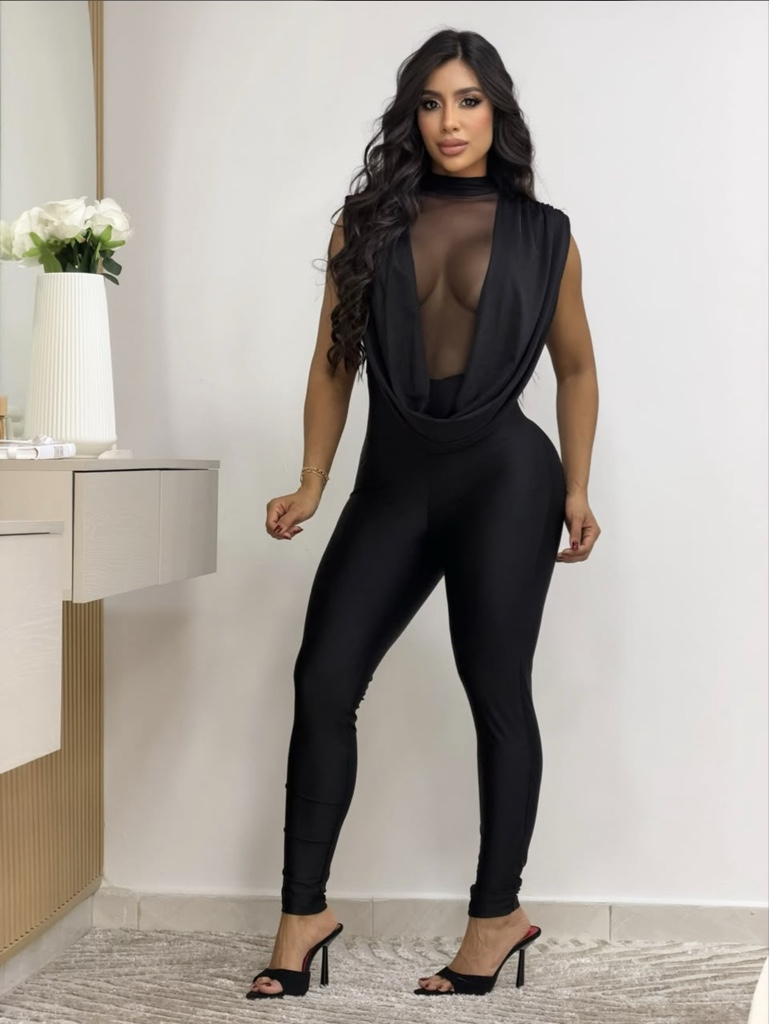 Enterizo negro transparente