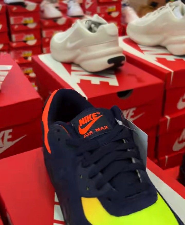 Nike Air Max negro neón