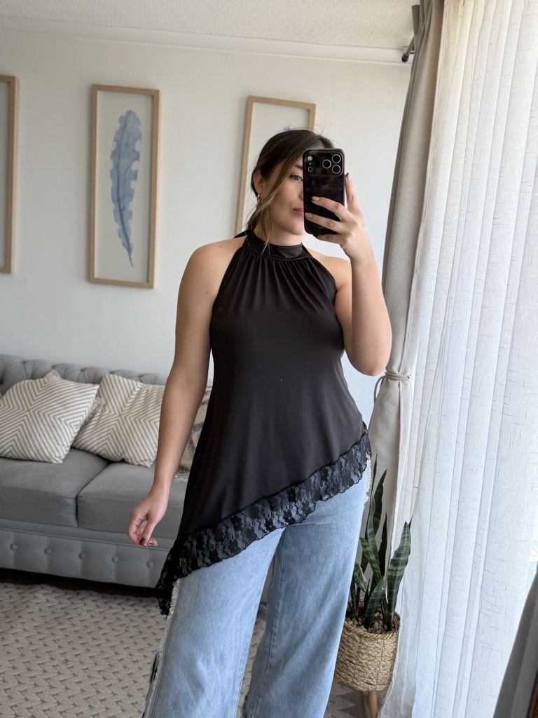Blusa asimétrica