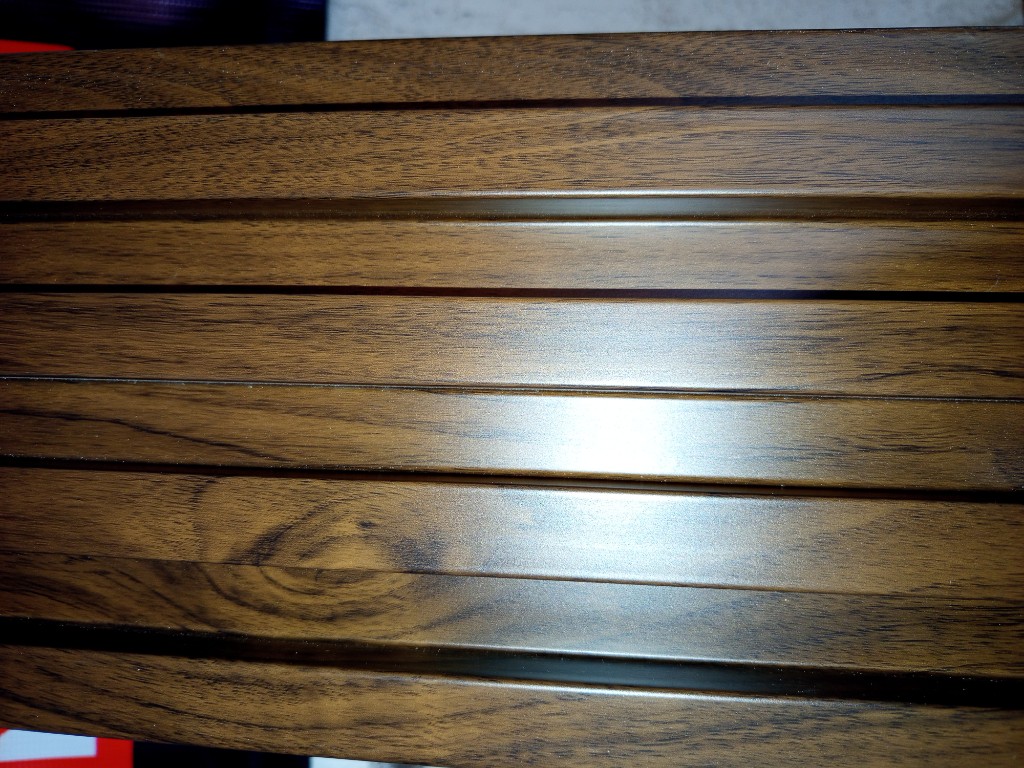 Lambrin imitación madera nogal