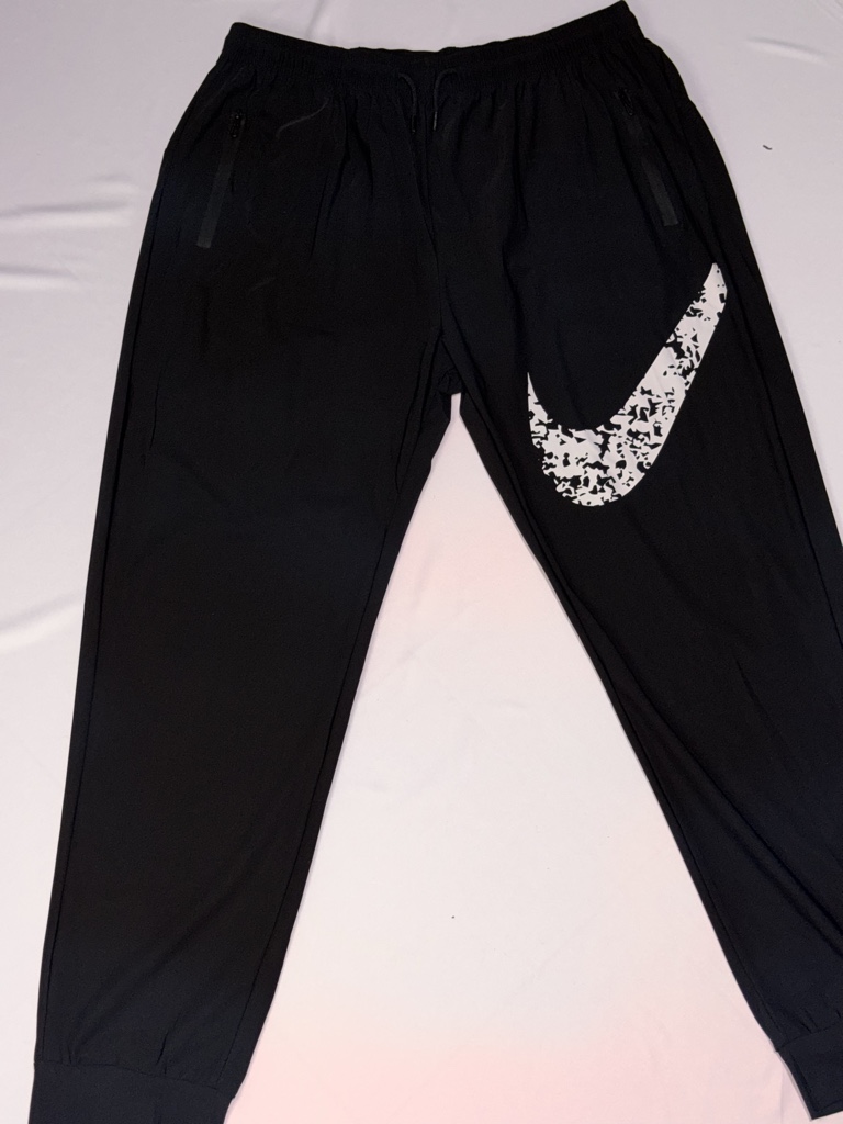 Pantalon negro deportivo Nike