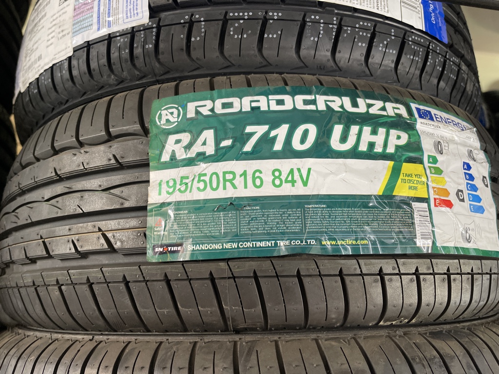 Roadcruza RA-710 UHP 195/50R16