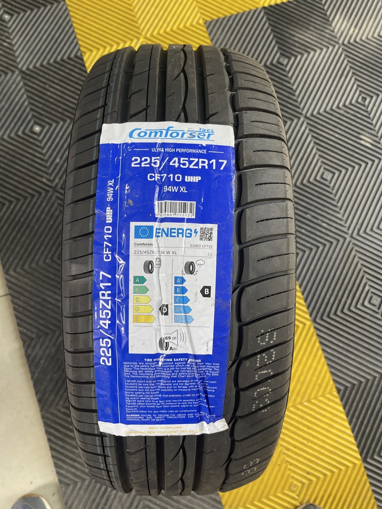 Comforser CF710 225/45ZR17