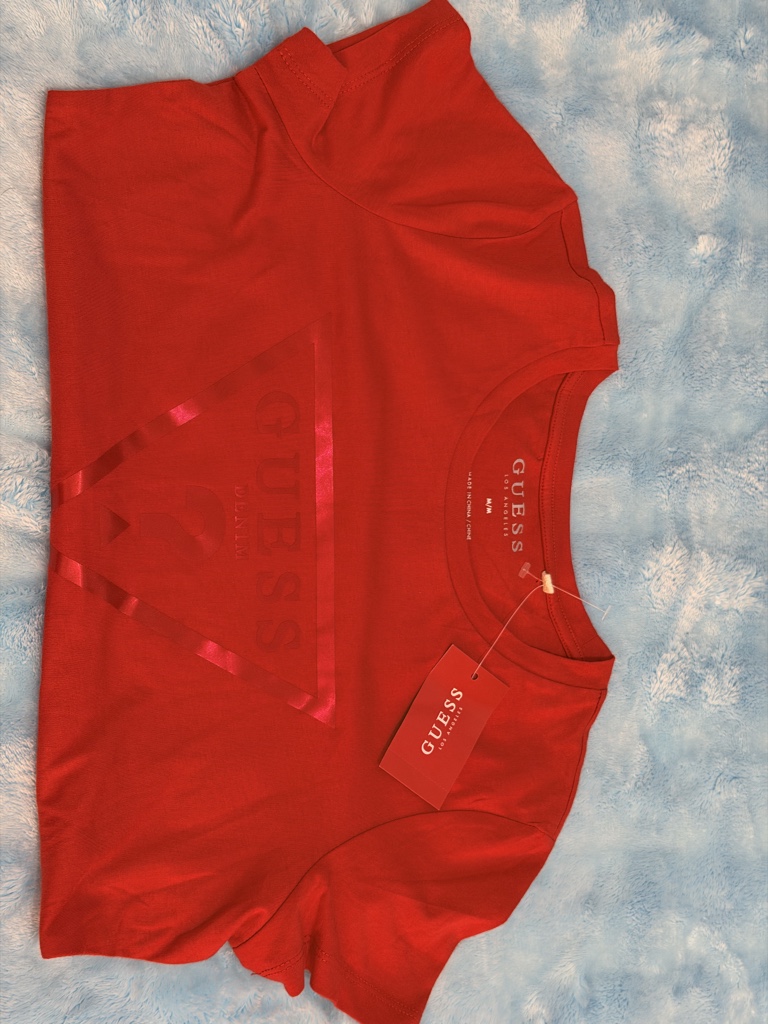Guess blusa roja