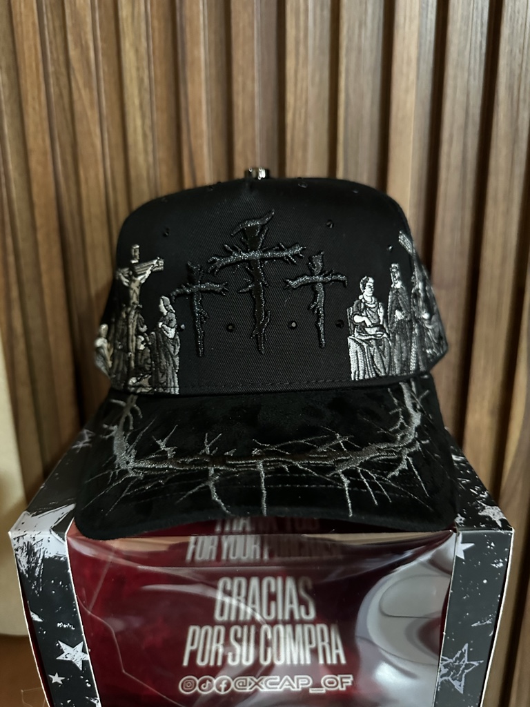 VIACRUCIS BLACK