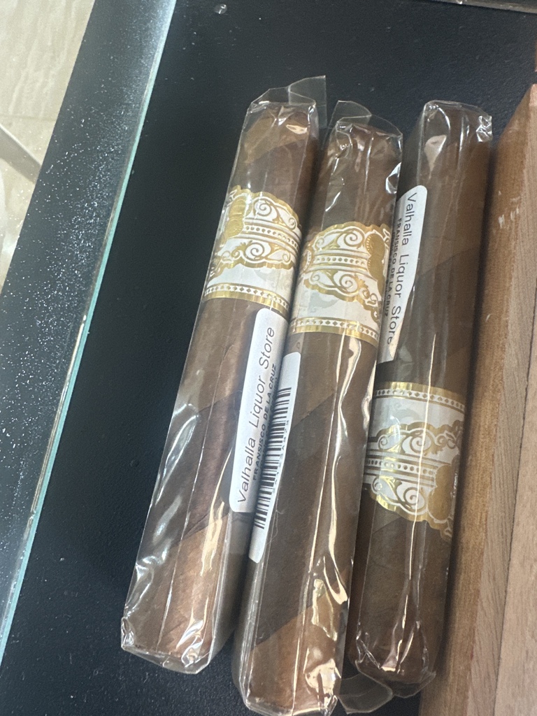 FRANCISCO DE LA CRUZ DOBLE CAPA ROBUSTO