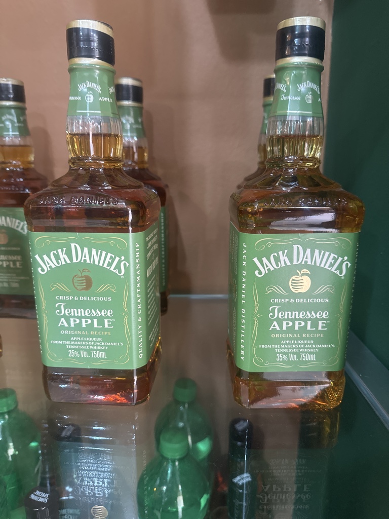 JACK DANIELS TENNESSEE APPLE