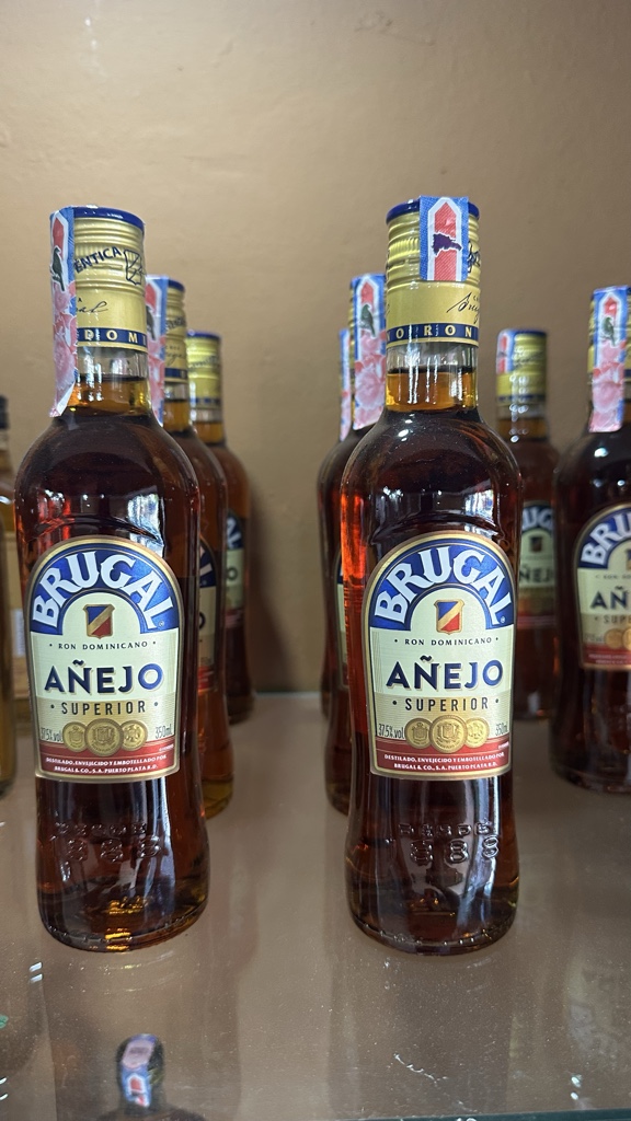 BRUGAL AÑEJO (70CL)
