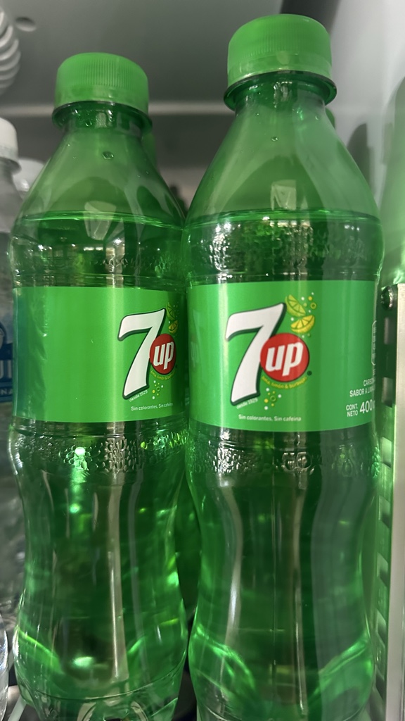 7UP (400ML)