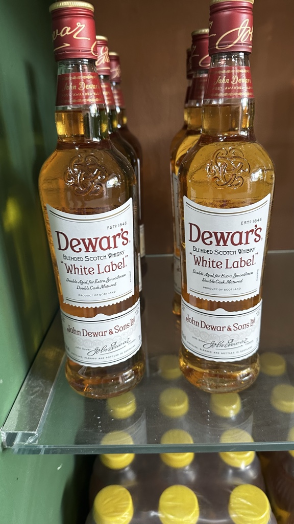 DEWARS WHITE LABEL (70CL)