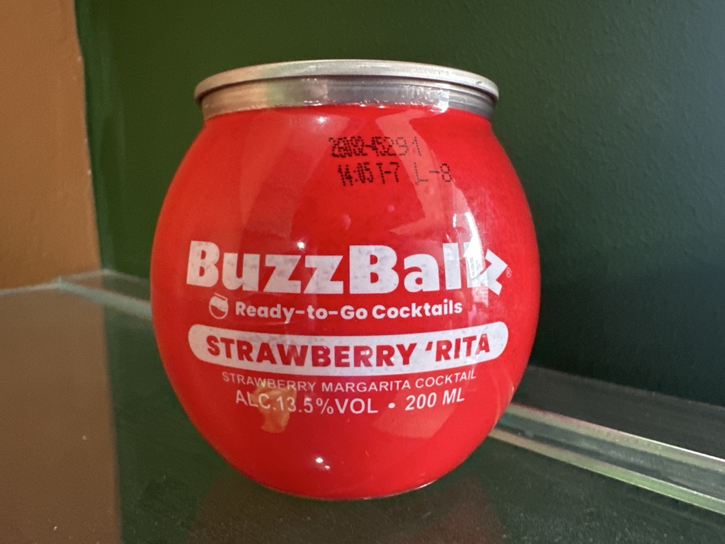 BUZZBALLZ (strawberry Rita)