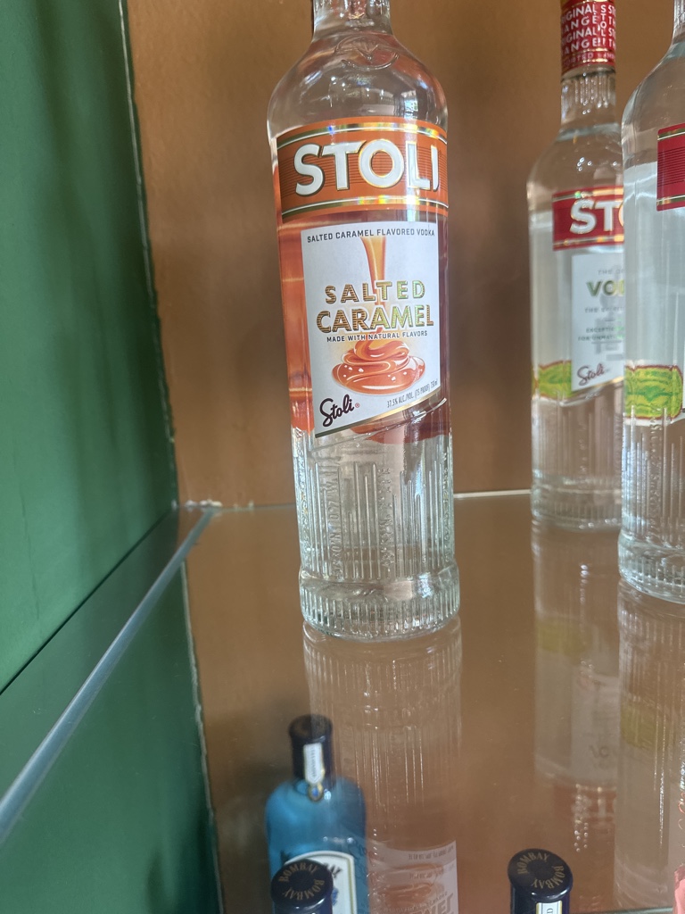 STOLI CARAMEL VODKA (75CL)