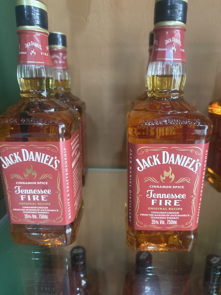 JACK DANIELS TENNESSEE FIRE