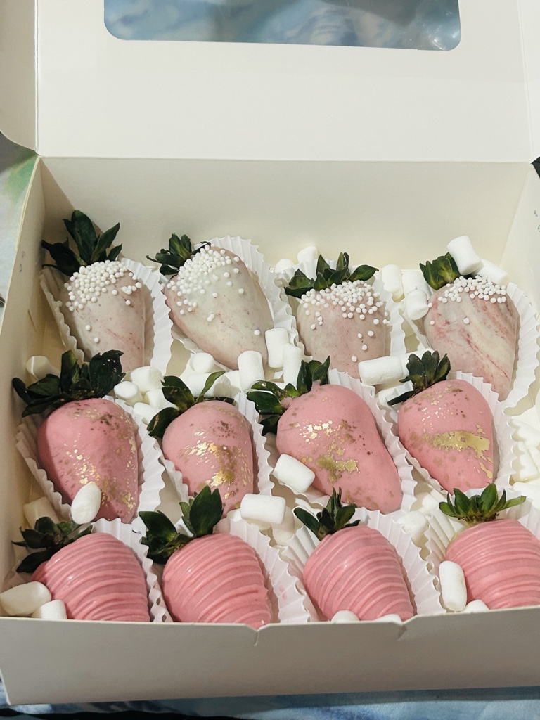 Cajas de 12 y 15 fresas personalizadas