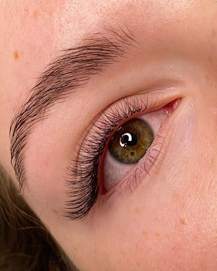Extensiones de pestañas pelo a pelo