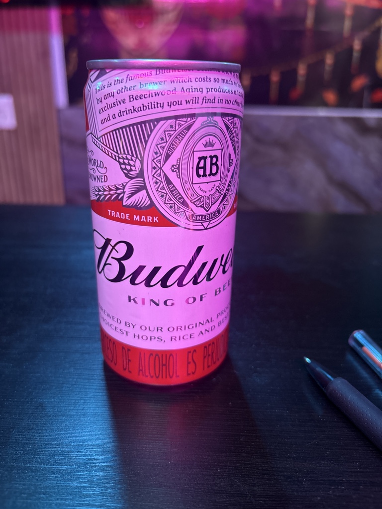 Budweiser lata