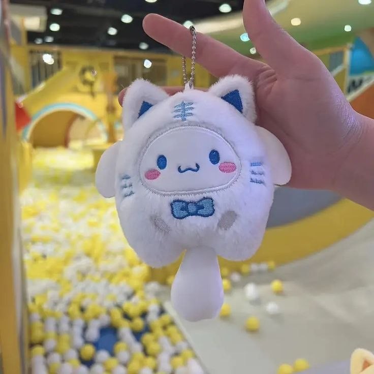 PELUCHE MINI SANRIO GATITO CINNAMOROLL