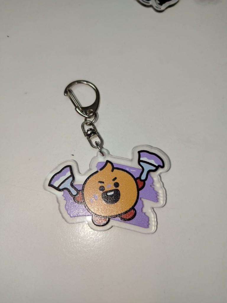 LLAVERO ACRILICO BT21 SHOOKY