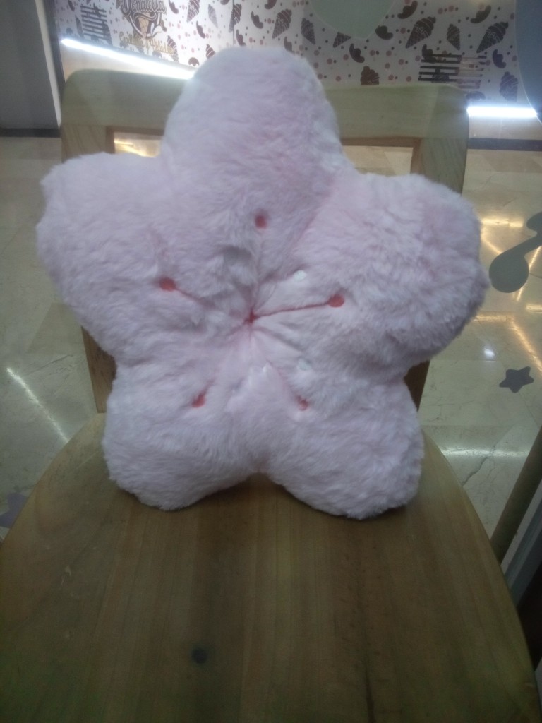 Cojin flor sakura rosa